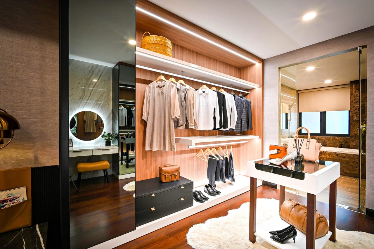 His and her walk-in master closets